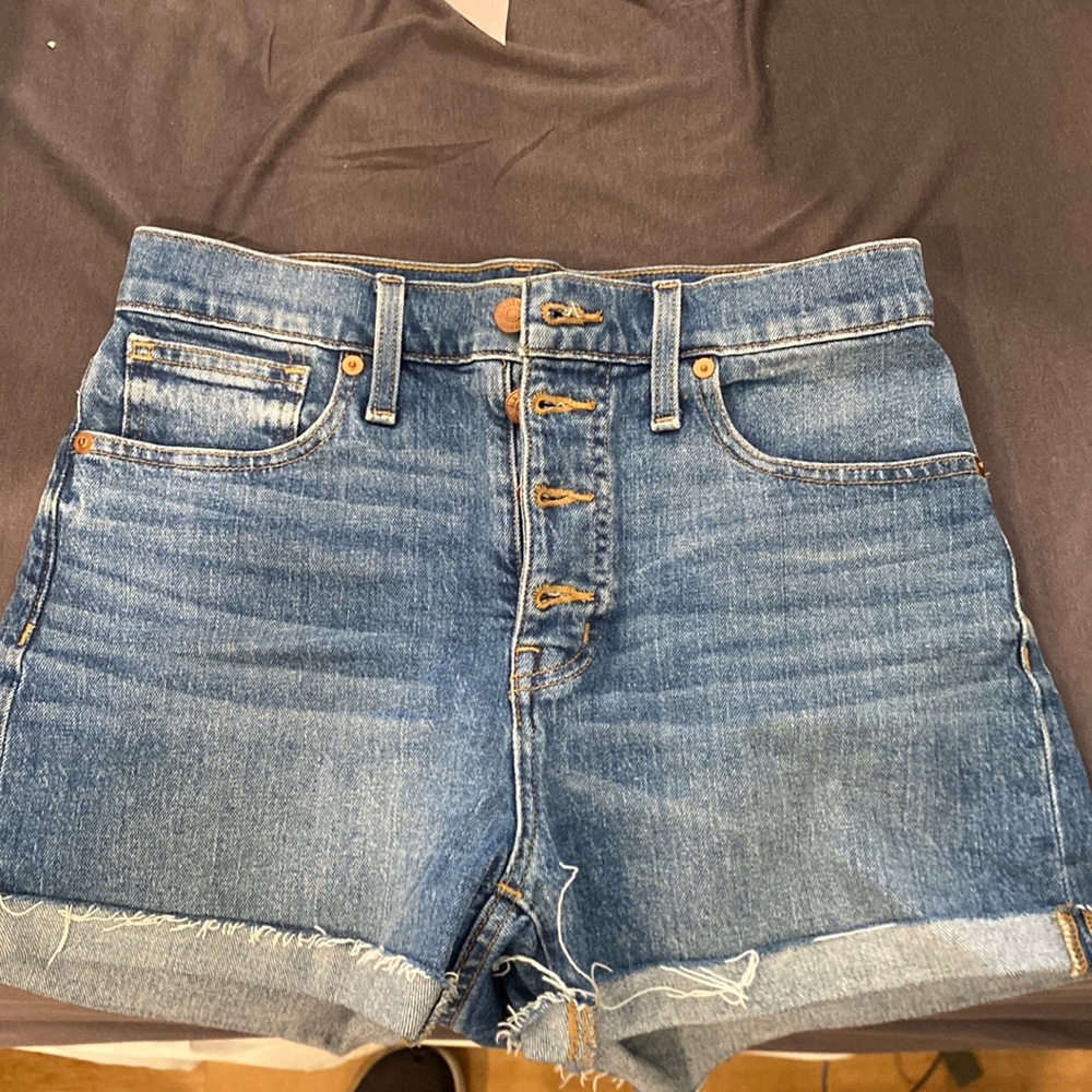 Madewell High Rise Denim Shorts in Burke Medium Wash Button-Front Edition Sz 26